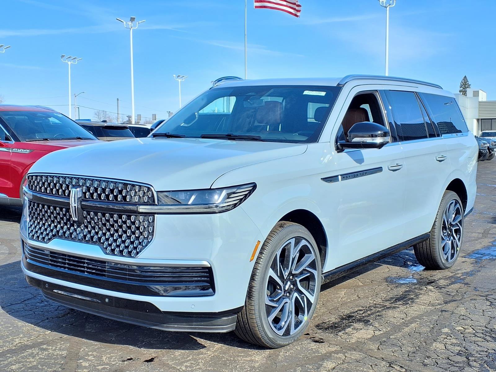 New 2026 Lincoln Navigator Reserve image 3