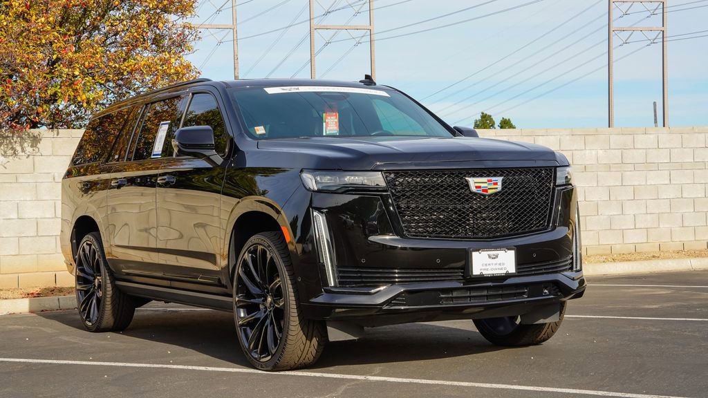 Certified 2024 Cadillac Escalade ESV Sport Platinum image 5