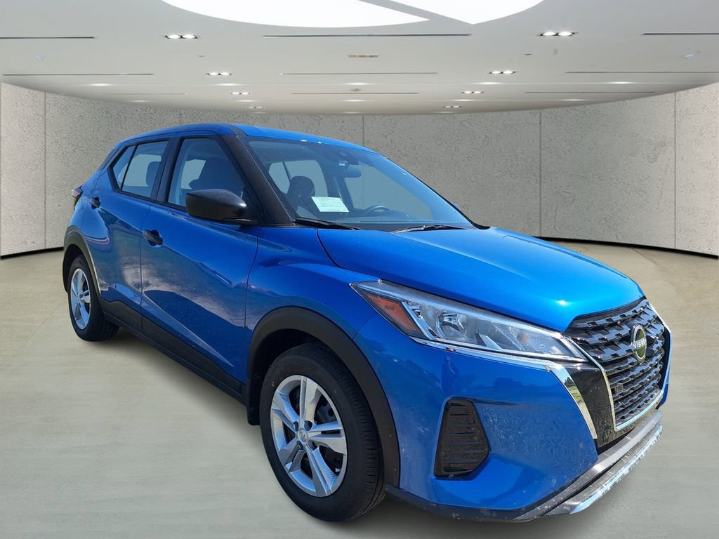 New 2025 Nissan Kicks Play S image 7