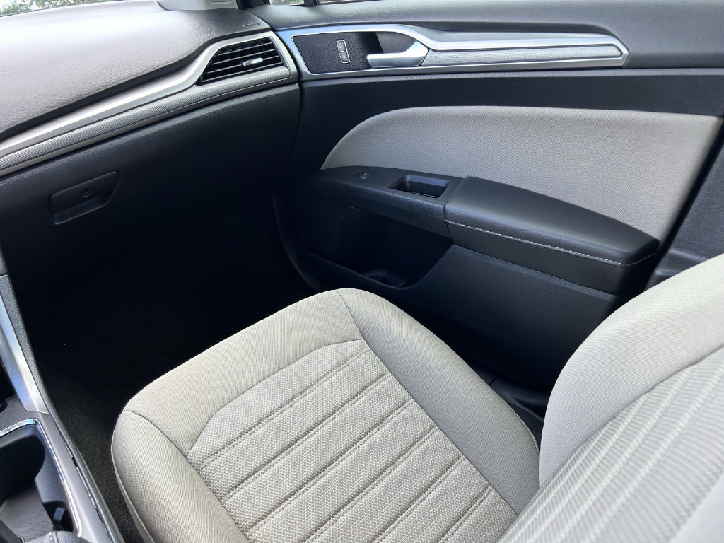 Used 2019 Ford Fusion S FWD image 20