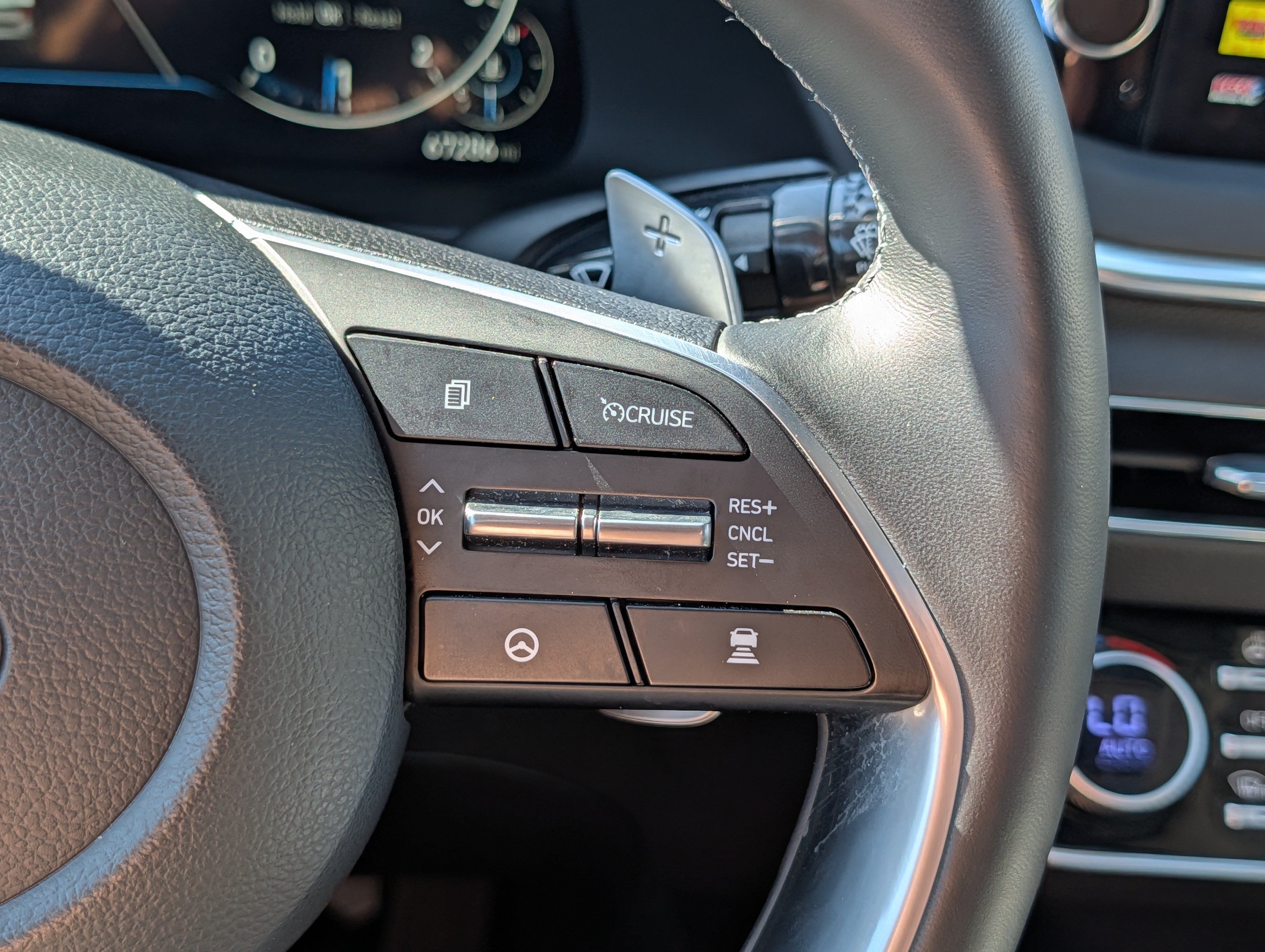 Certified 2023 Hyundai Sonata Limited FWD image 30