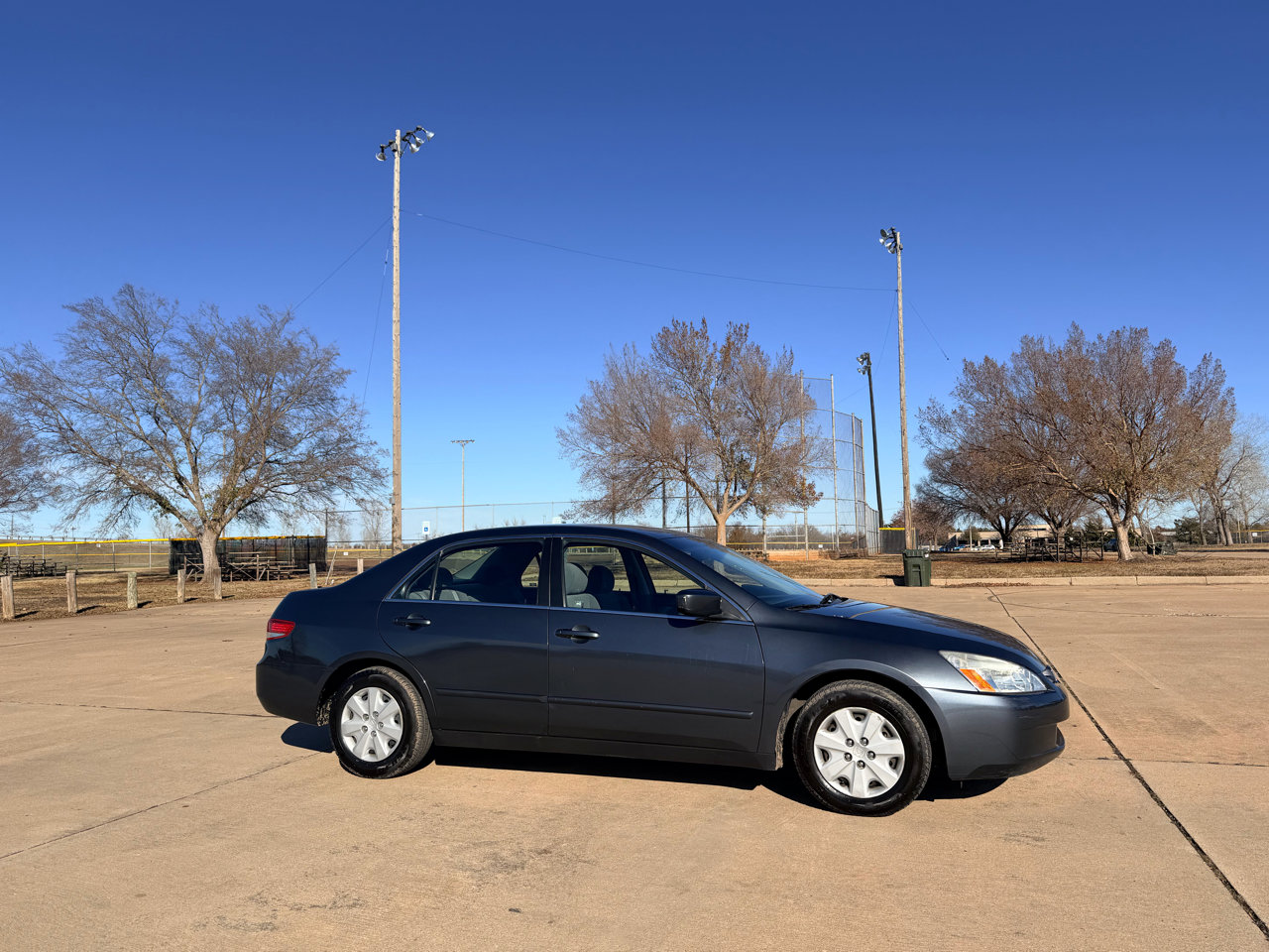 Used 2003 Honda Accord LX image 24