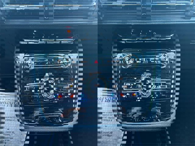 Used 2021 Lincoln Corsair AWD w/ Equipment Group 101A image 19