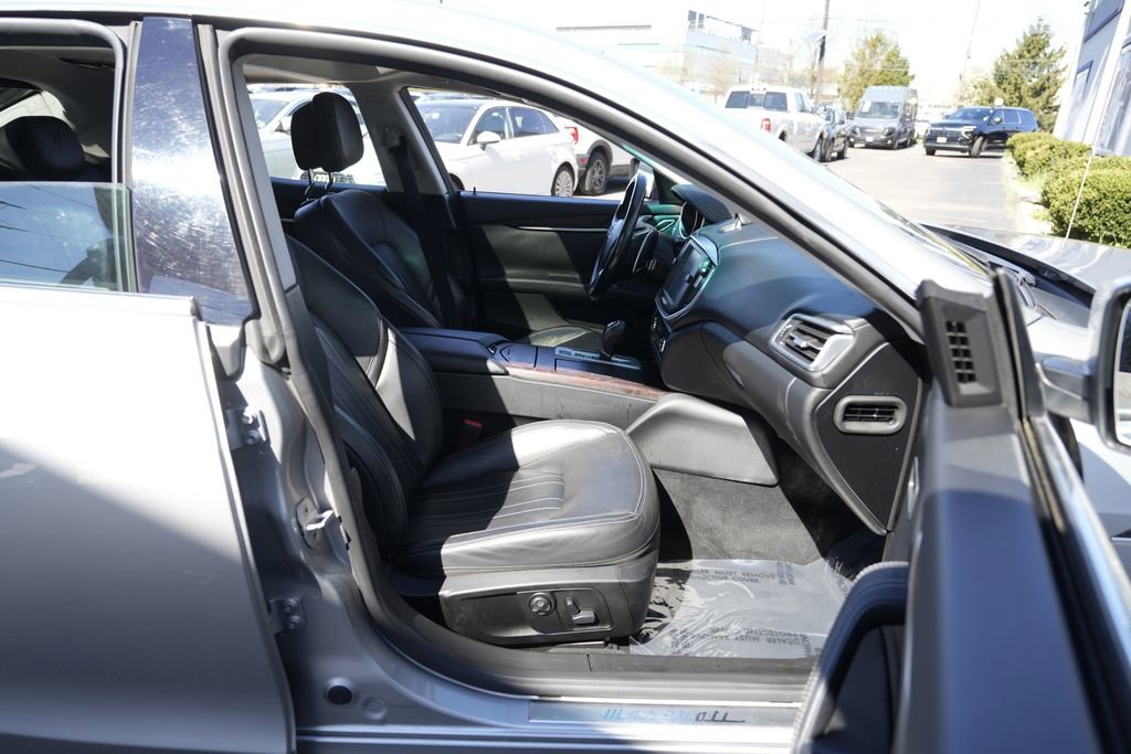 Used 2015 Maserati Ghibli S Q4 image 32