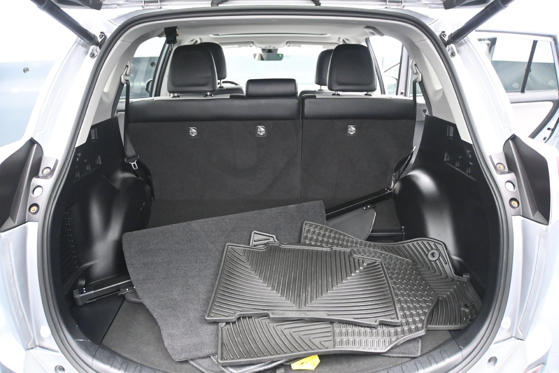 Used 2017 Toyota RAV4 Limited w/ Protection Package AWD/4WD image 15