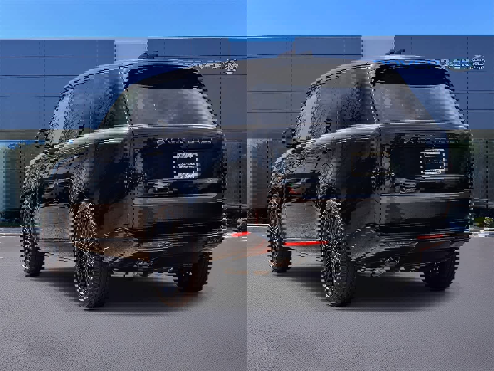 New 2026 Land Rover Range Rover SE image 6