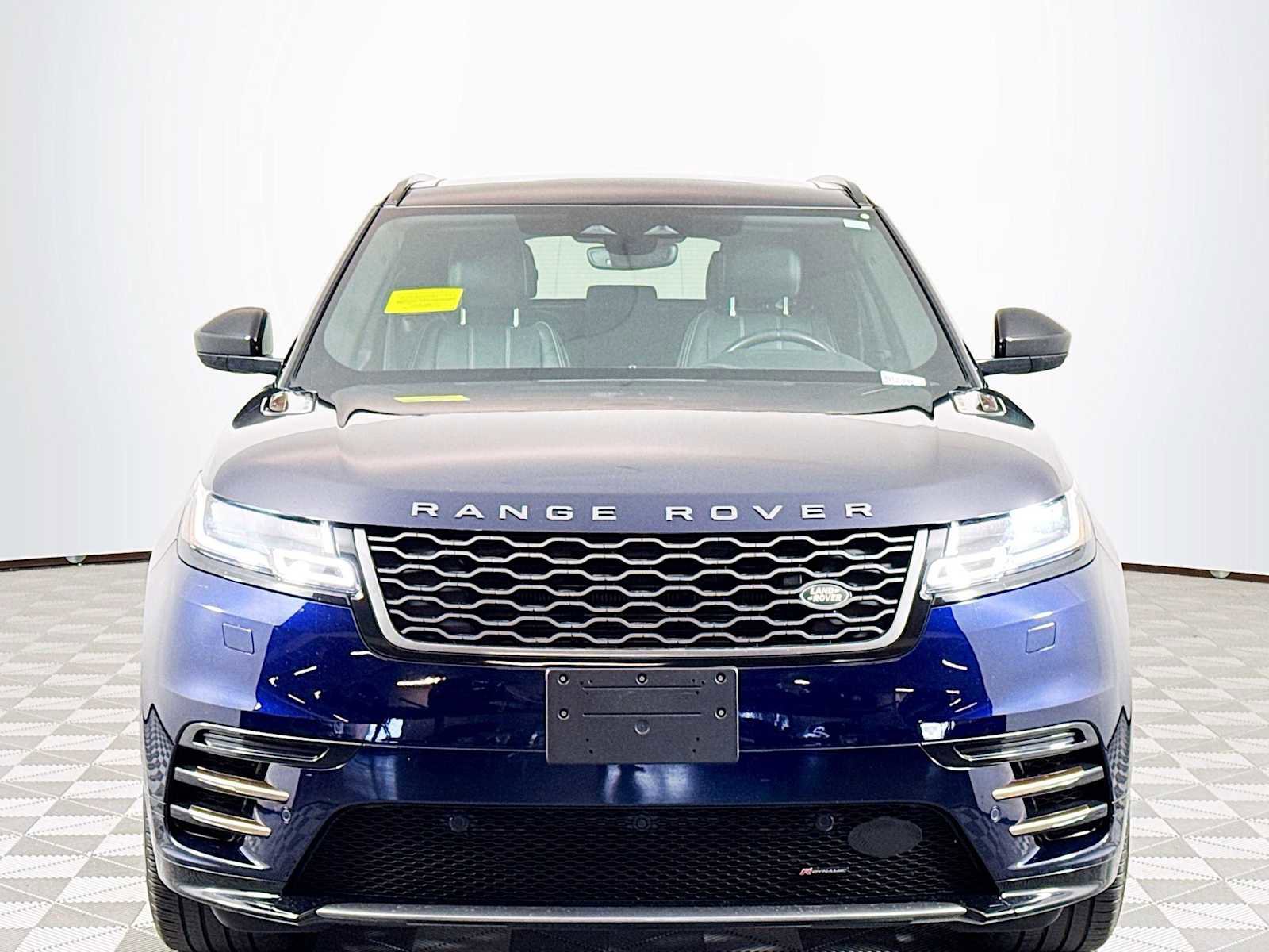 Used 2023 Land Rover Range Rover Velar R-Dynamic S image 2