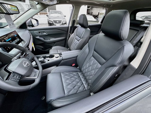 New 2026 Nissan Rogue Platinum AWD/4WD image 18