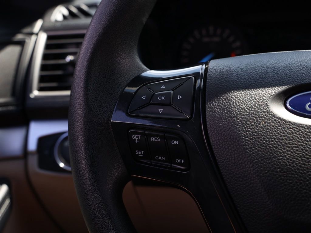 Used 2019 Ford Explorer FWD image 26