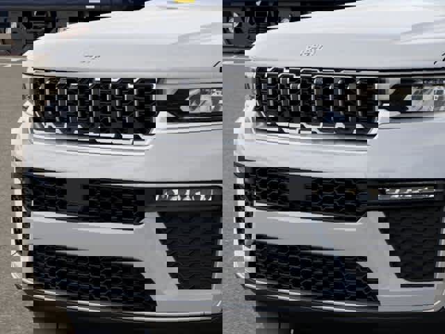 New 2026 Jeep Grand Cherokee Limited image 17