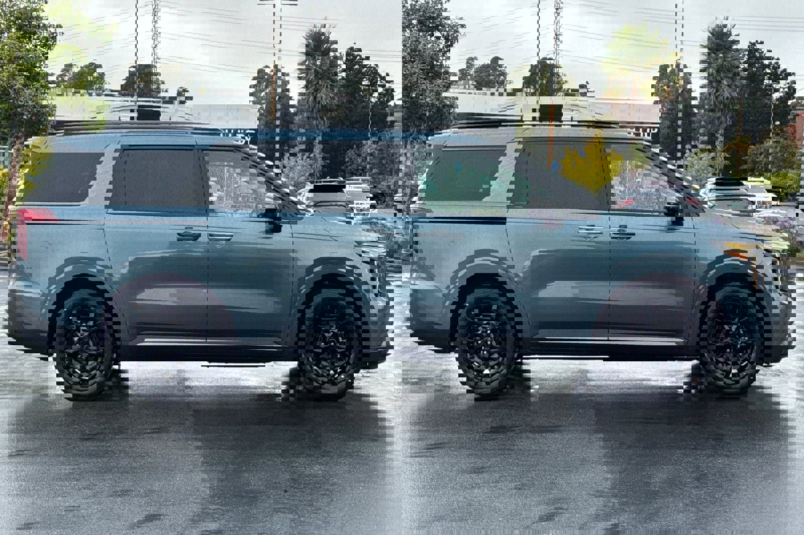 New 2026 Kia Carnival SX Prestige video 3