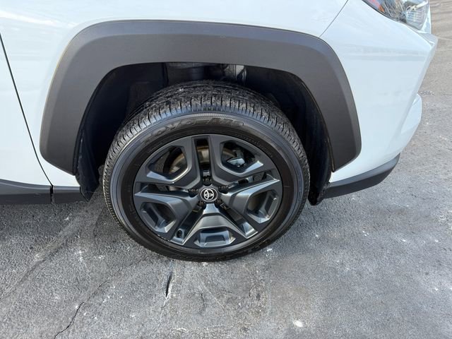 Used 2024 Toyota RAV4 Adventure AWD/4WD image 26