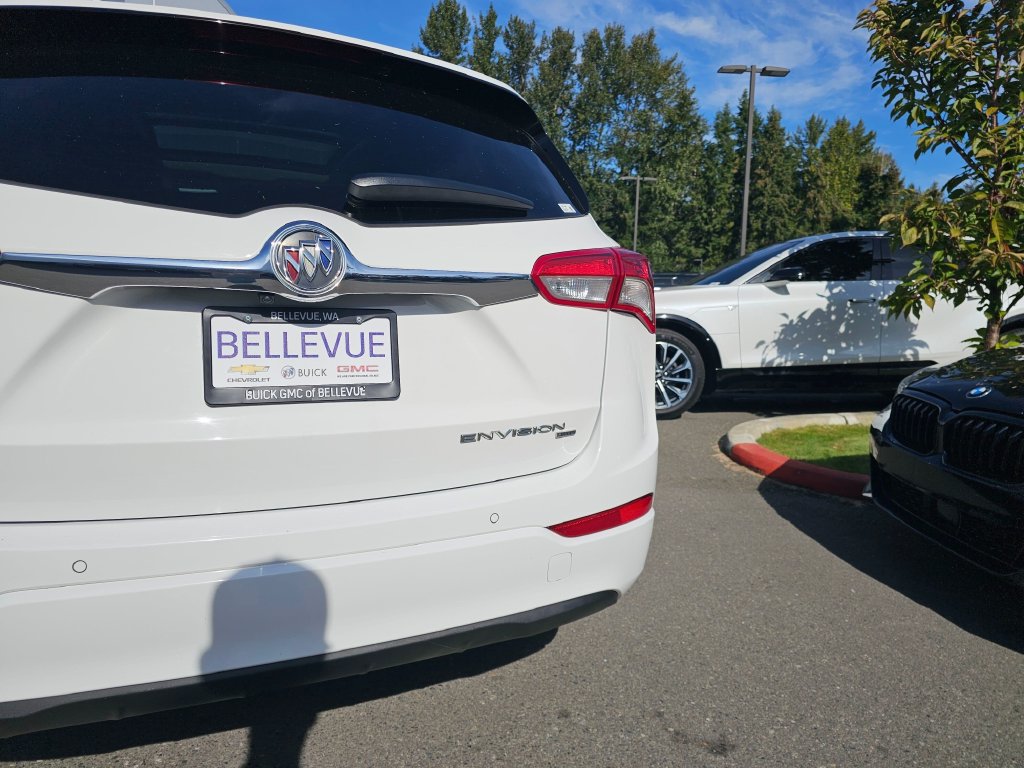 Used 2020 Buick Envision Essence w/ Experience Buick Package AWD/4WD image 16