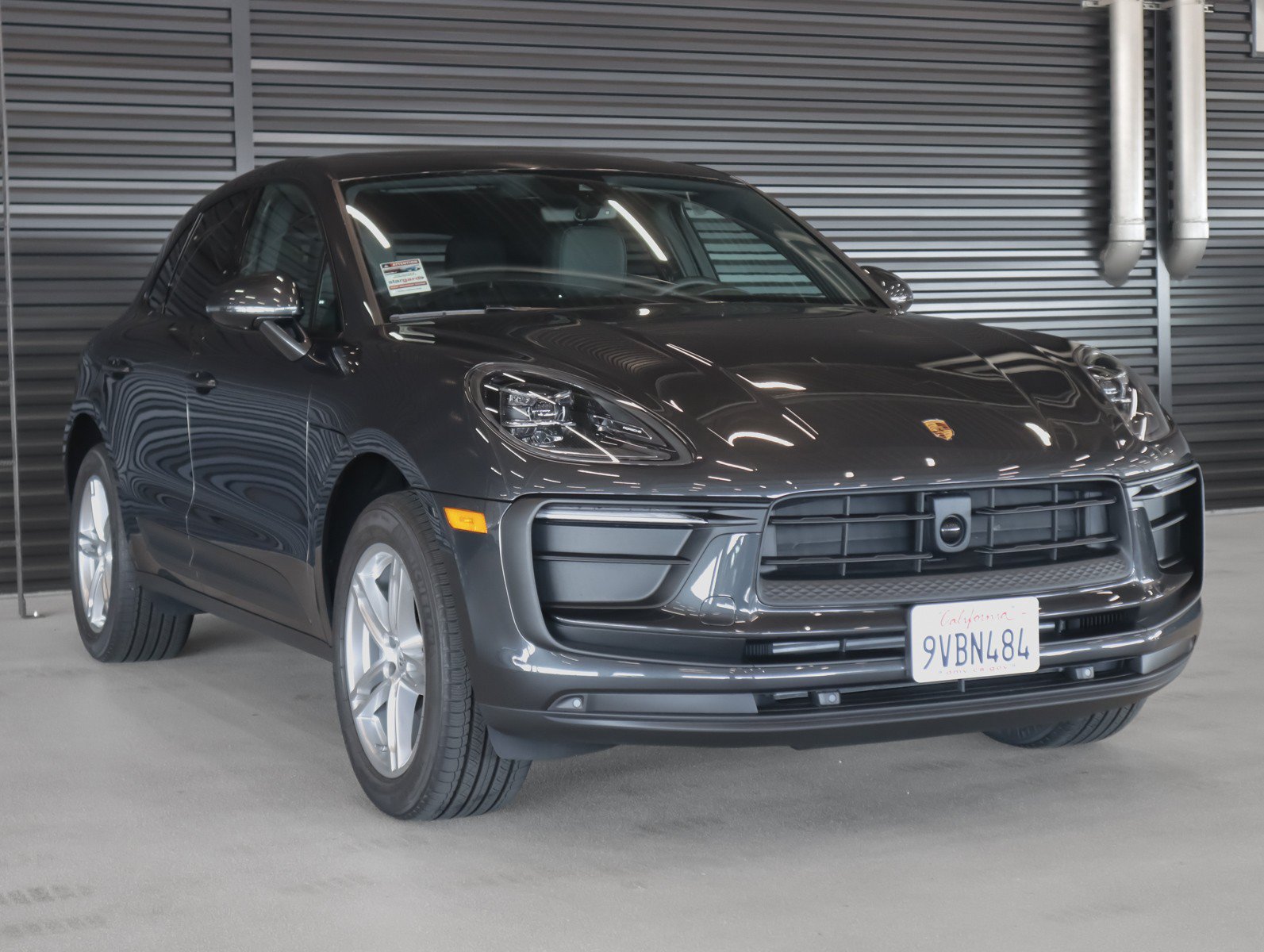 Certified 2026 Porsche Macan AWD/4WD image 7