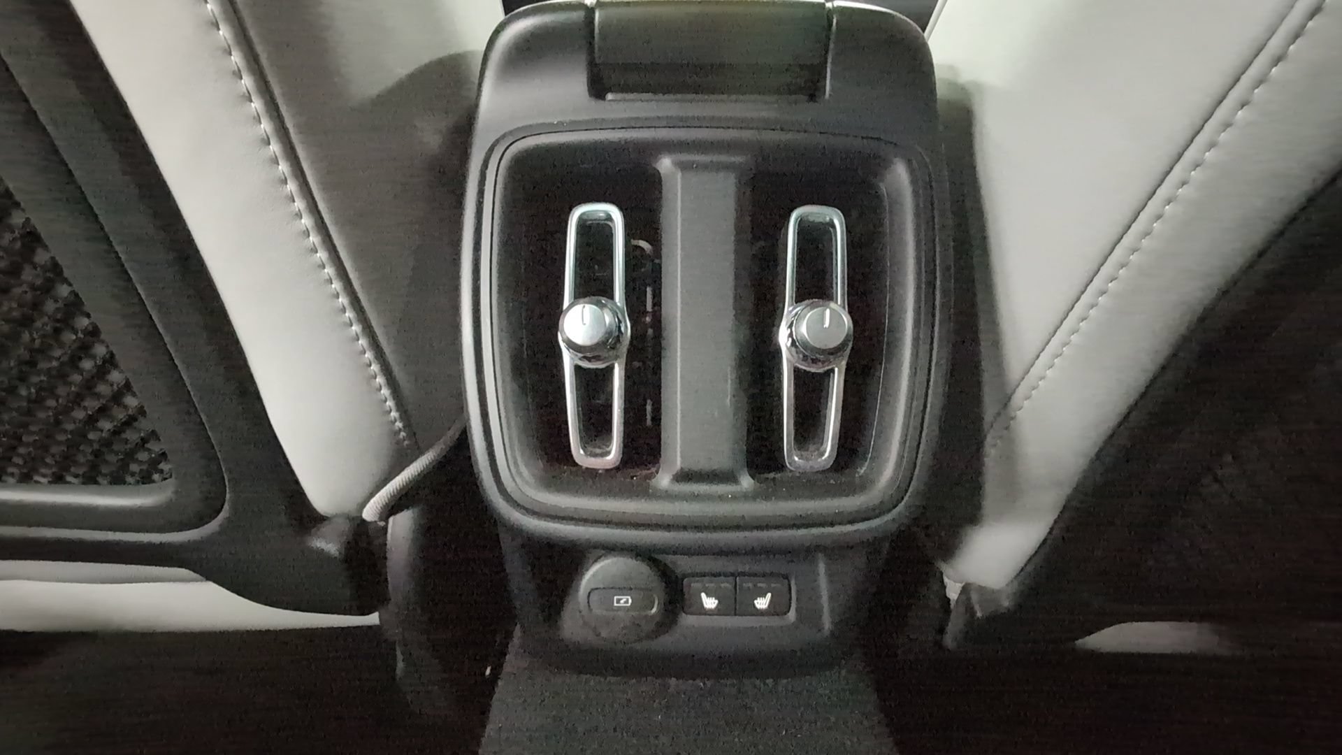 Certified 2023 Polestar Polestar 2 w/ Pilot Pack AWD/4WD image 18