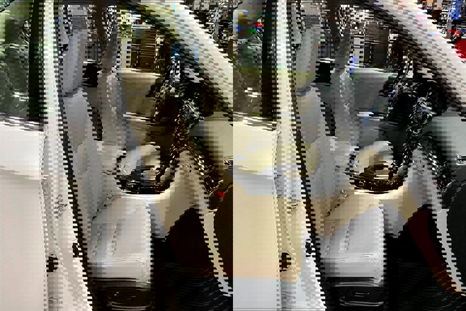 Used 2016 Honda Accord EX-L image 7