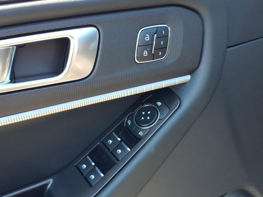 New 2026 Ford Explorer Tremor image 17