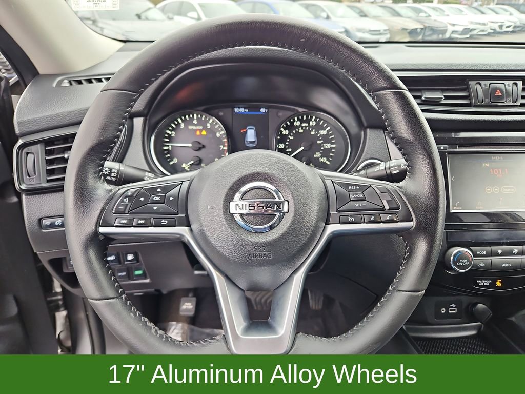 Used 2020 Nissan Rogue SV image 10