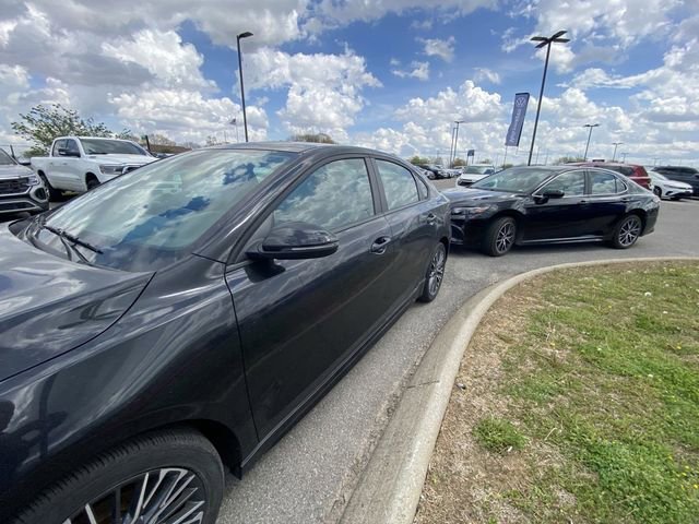 Used 2023 Kia Forte GT-Line w/ GT-Line Technology Package image 2