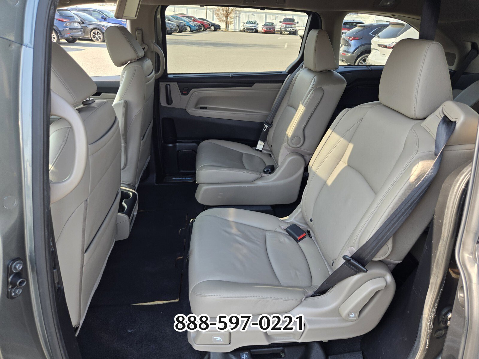 Used 2019 Honda Odyssey Elite image 11