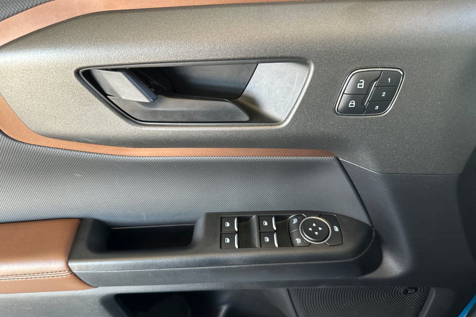 Used 2025 Ford Bronco Sport Outer Banks w/ Outer Banks Tech Package+ image 11