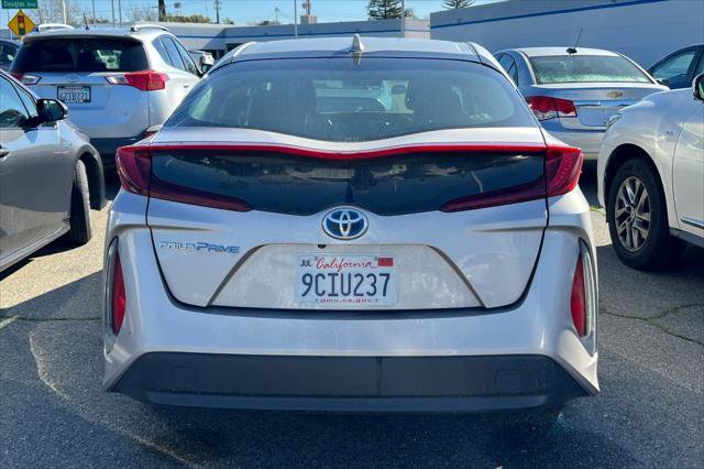 Certified 2022 Toyota Prius Prime LE image 5