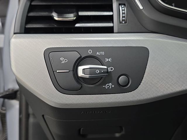 Used 2019 Audi A4 2.0T Premium w/ Convenience Package image 26