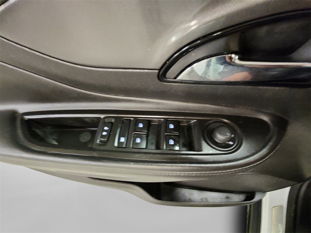 Used 2019 Buick Encore Preferred image 22