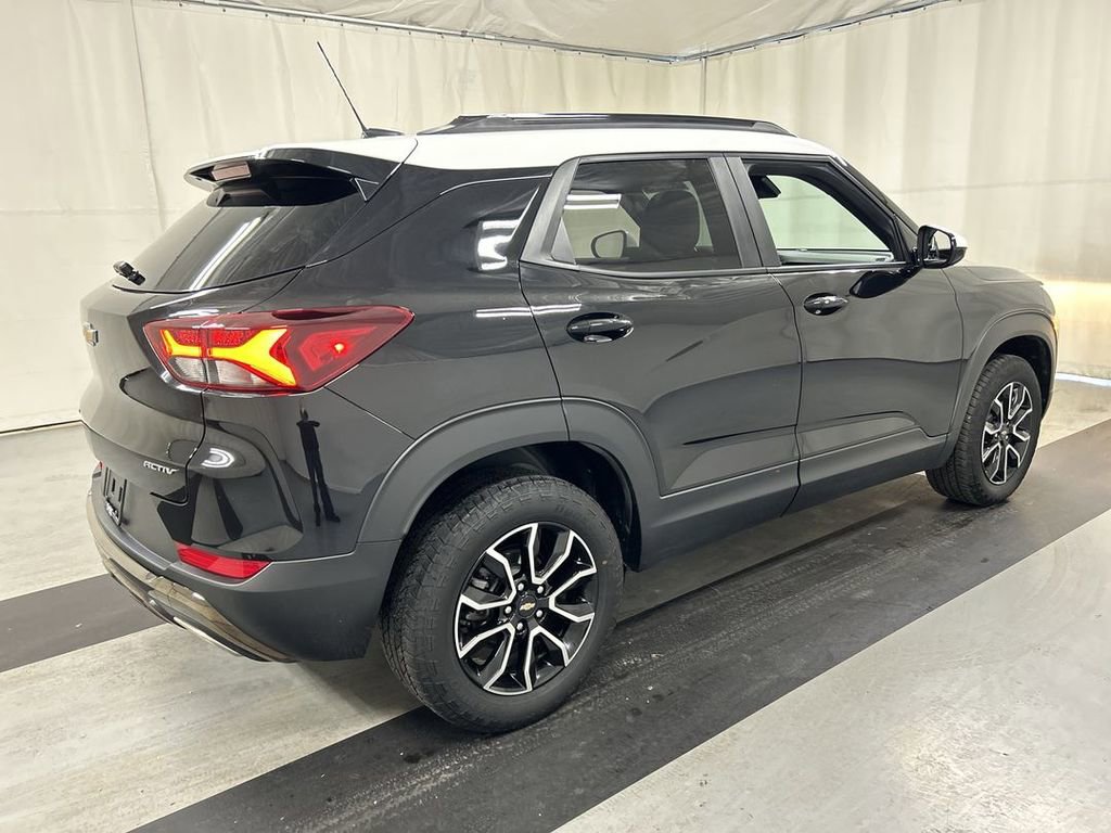 Certified 2023 Chevrolet TrailBlazer ACTIV image 2