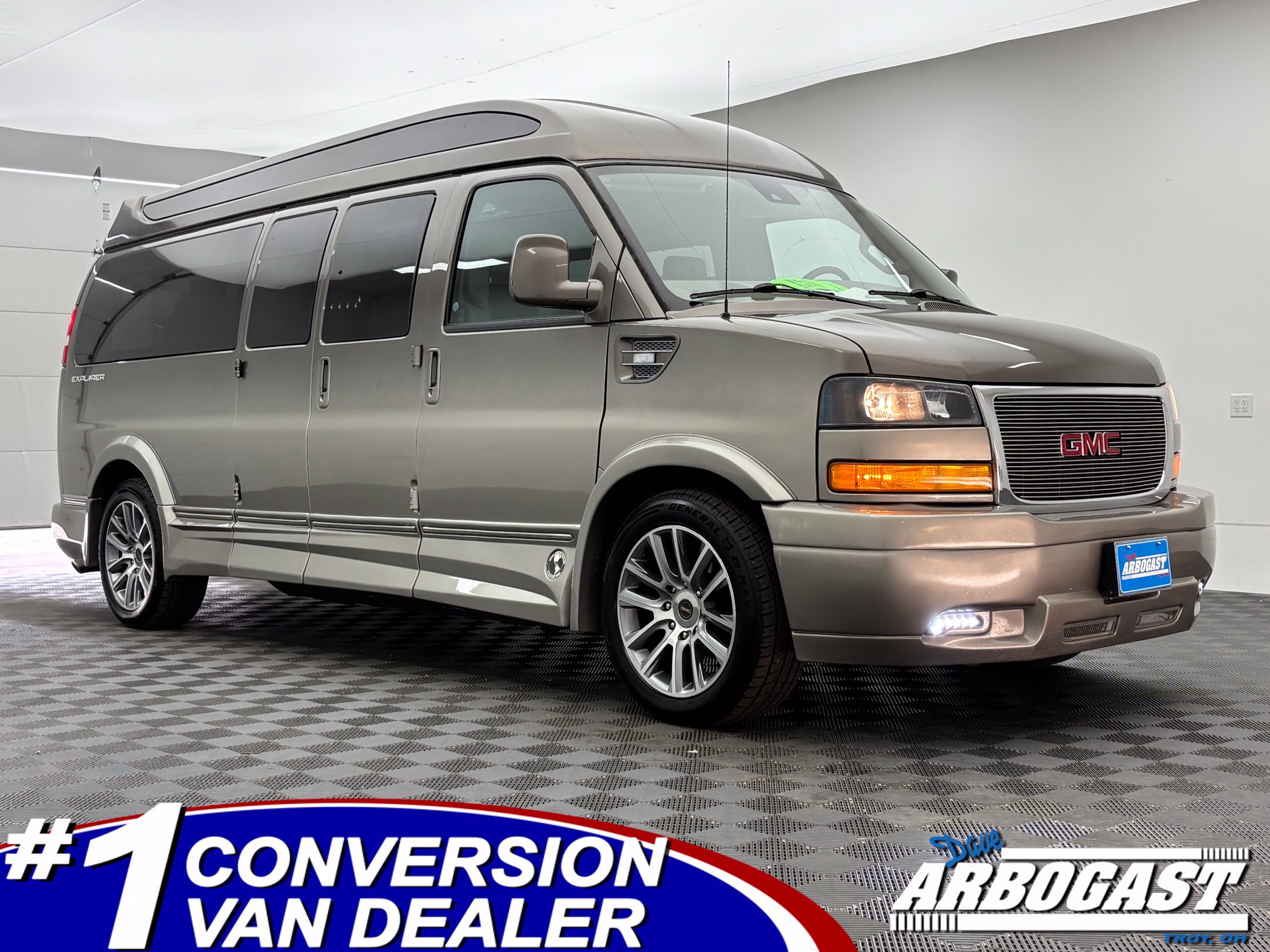Used 2021 GMC Savana 3500 LS w/ Chrome Appearance Package
