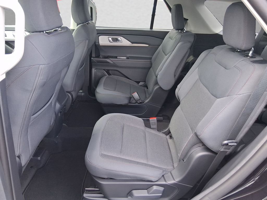 New 2026 Ford Explorer Active AWD/4WD image 17