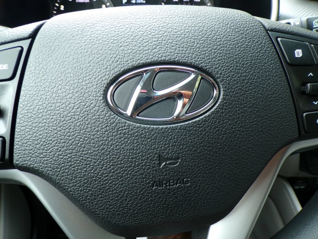 Used 2021 Hyundai Tucson SE FWD image 30