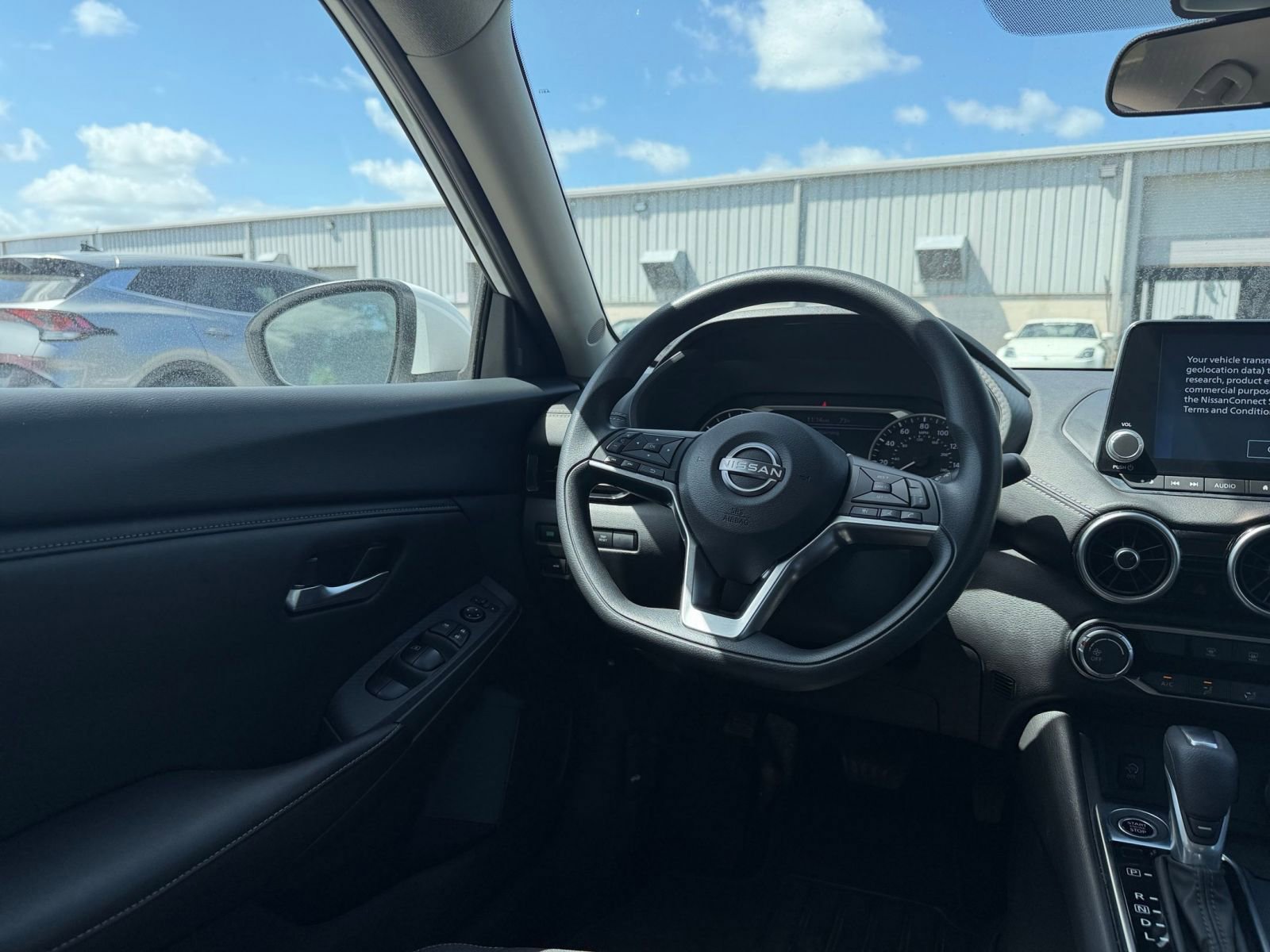 Used 2025 Nissan Sentra SV image 32