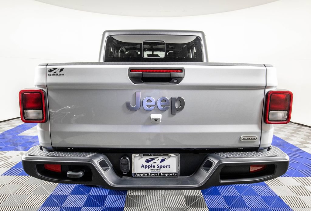 Used 2023 Jeep Gladiator Overland image 6
