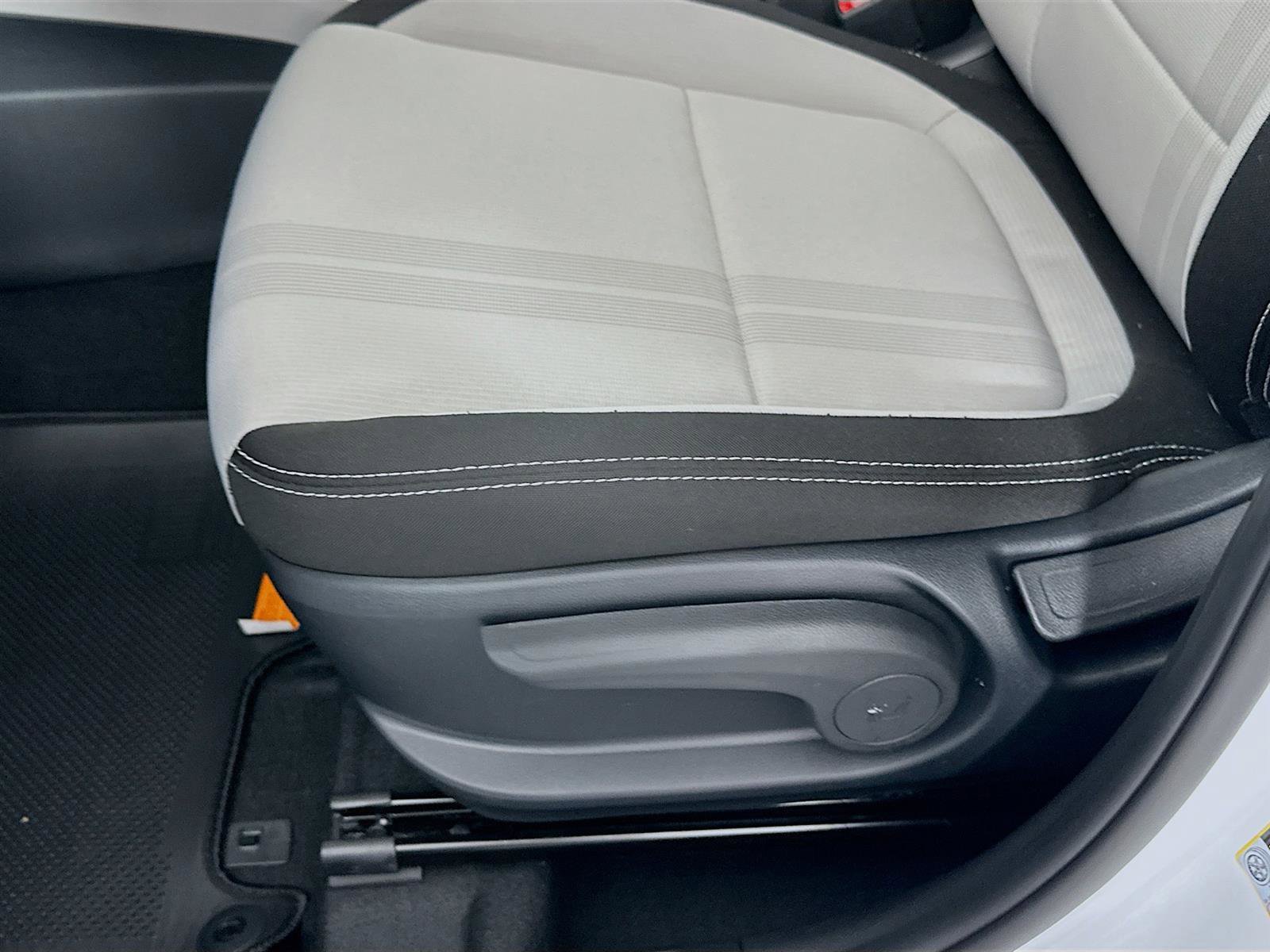 New 2025 Hyundai Venue SEL image 20