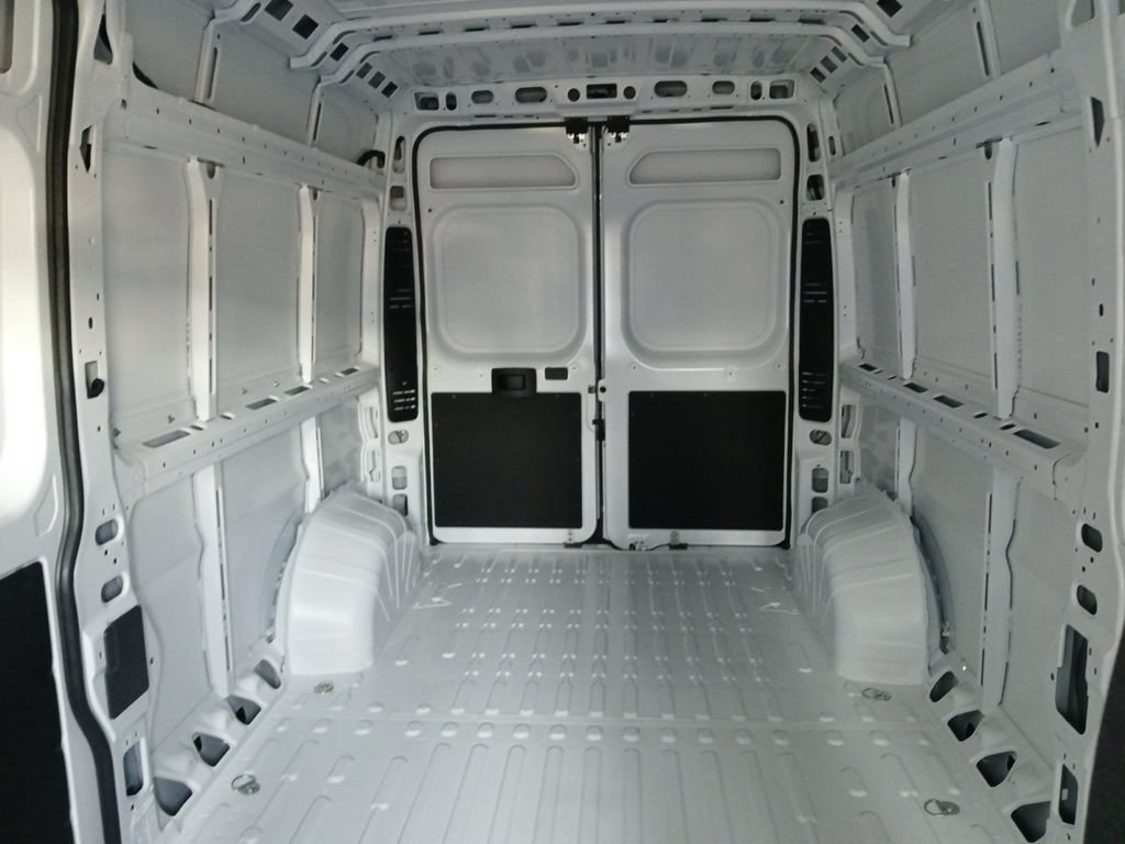 New 2026 RAM ProMaster 2500 w/ Convenience Group FWD image 22