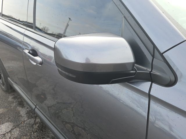 Used 2025 Honda Pilot Touring image 6