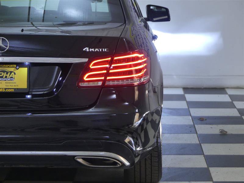 Used 2016 Mercedes-Benz E 350 4MATIC Sedan w/ Premium Package image 28