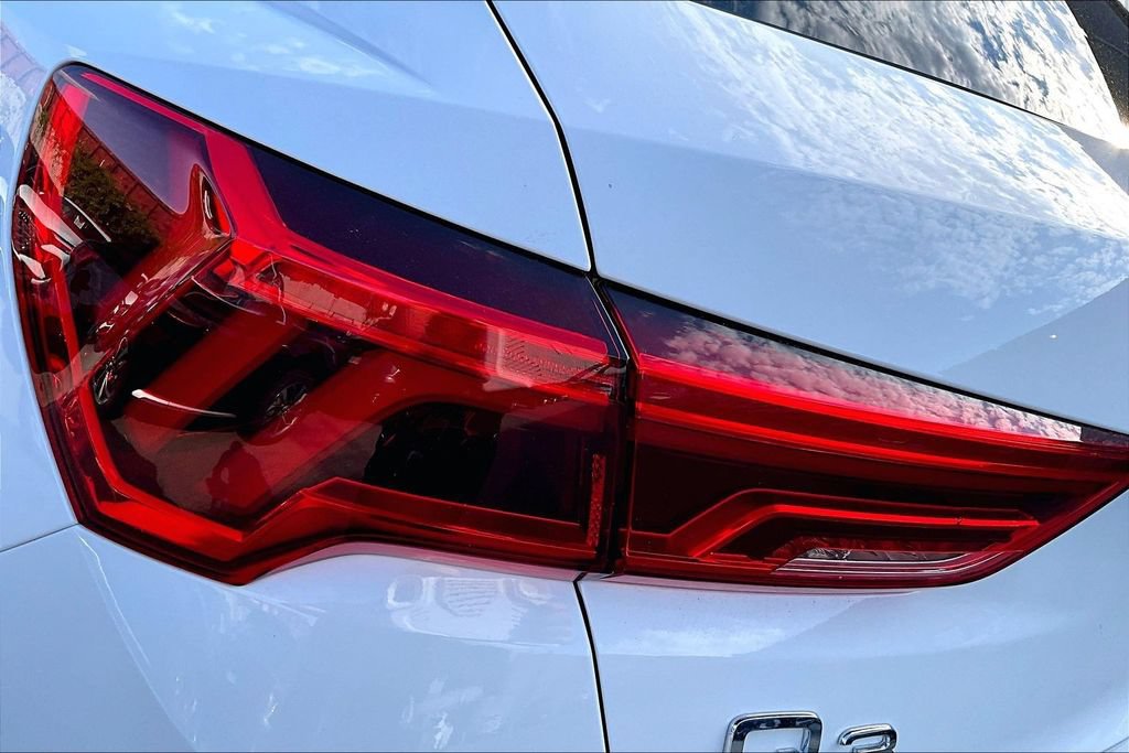 Used 2024 Audi Q3 2.0T Premium AWD/4WD image 23