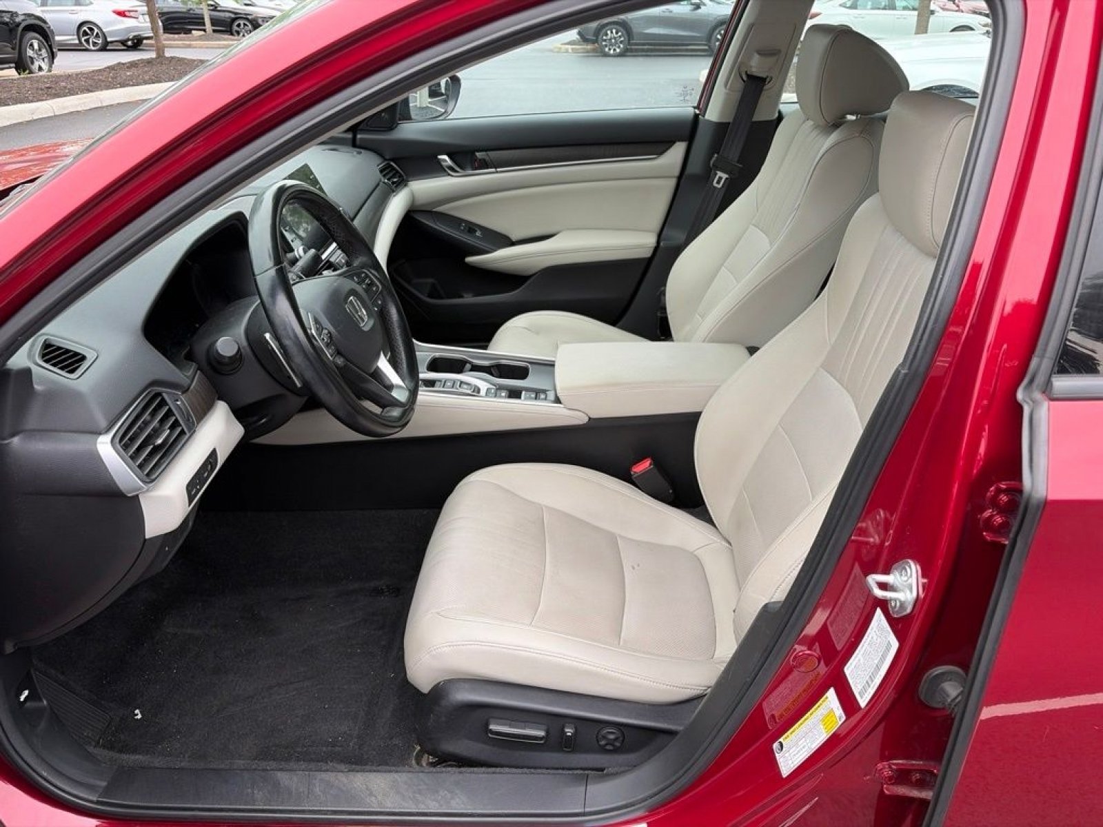 Used 2021 Honda Accord Touring image 13