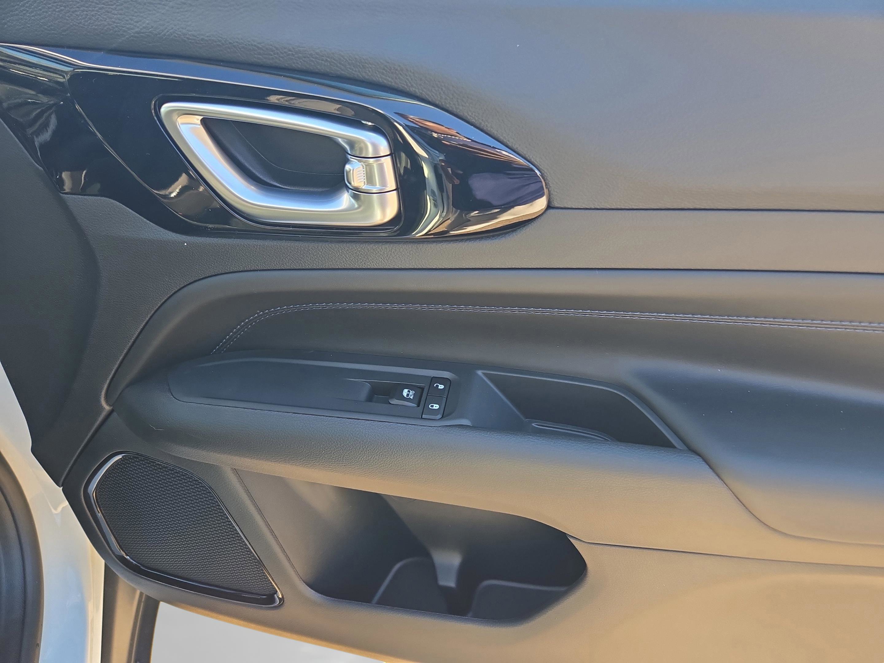 New 2026 Jeep Compass Latitude AWD/4WD image 26