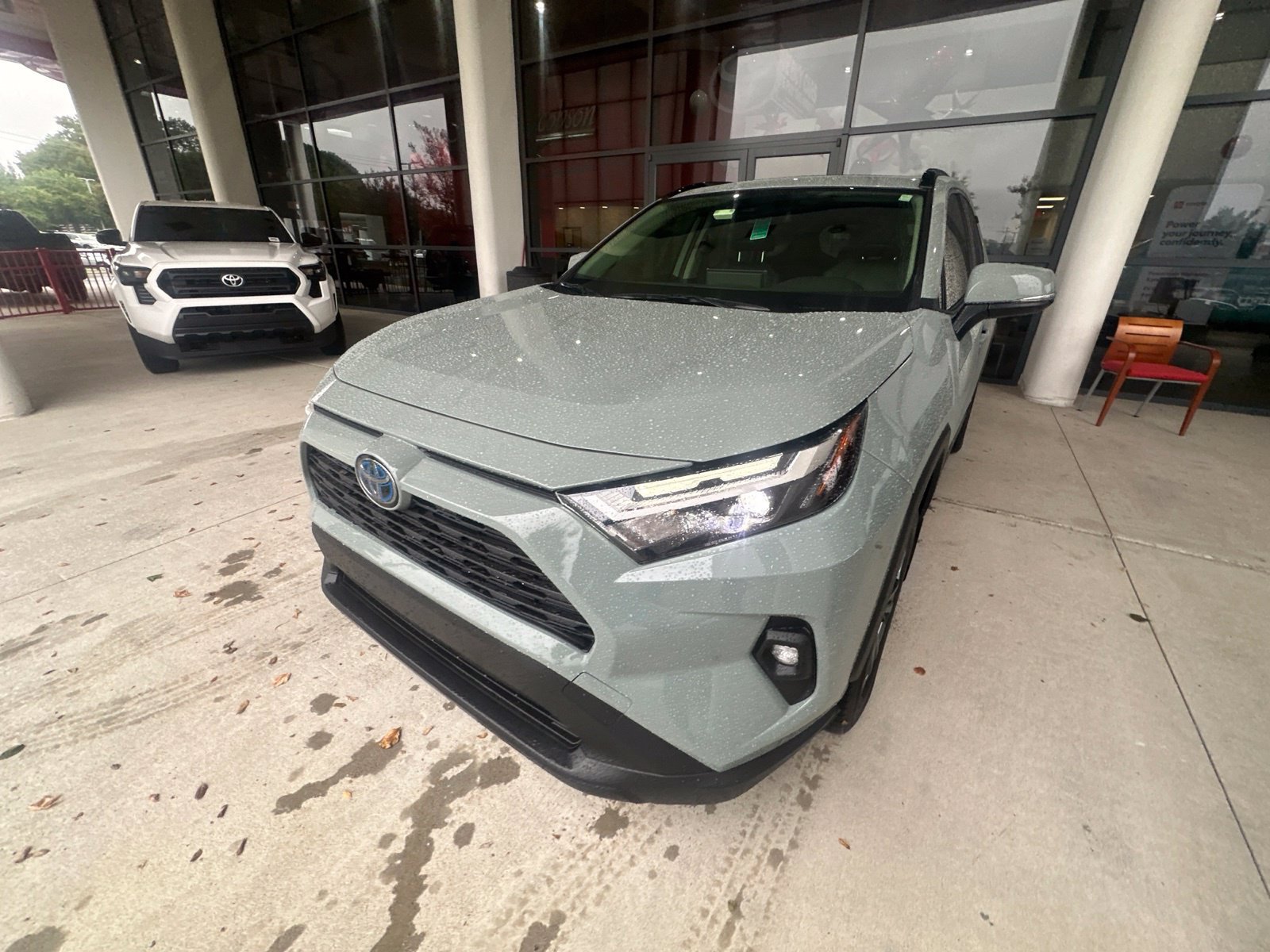 Used 2023 Toyota RAV4 XLE Premium AWD/4WD image 17