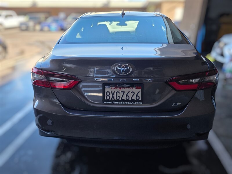 Used 2021 Toyota Camry LE FWD image 9