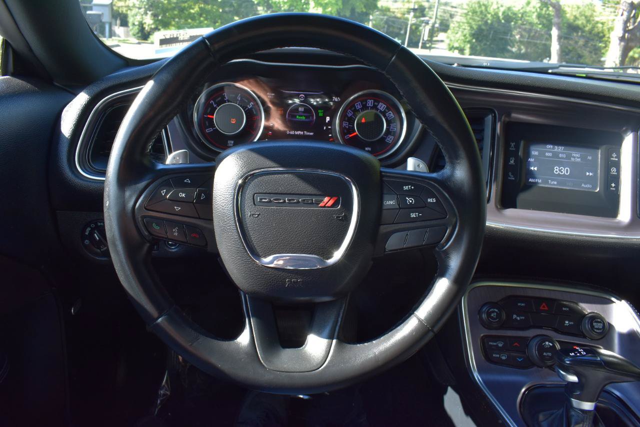 Used 2015 Dodge Challenger R/T w/ Quick Order Package 28B R/T RWD image 22