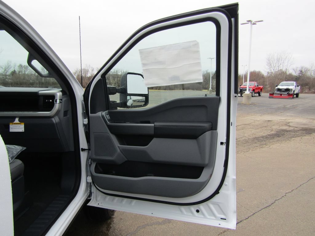 New 2026 Ford F350 XL w/ STX Appearance Package AWD/4WD image 31
