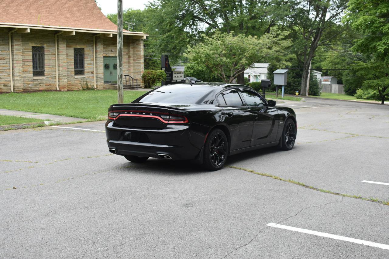Used 2018 Dodge Charger R/T w/ Premium Group RWD image 7