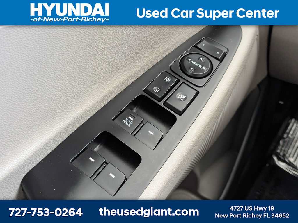 Used 2018 Hyundai Tucson SE FWD image 24