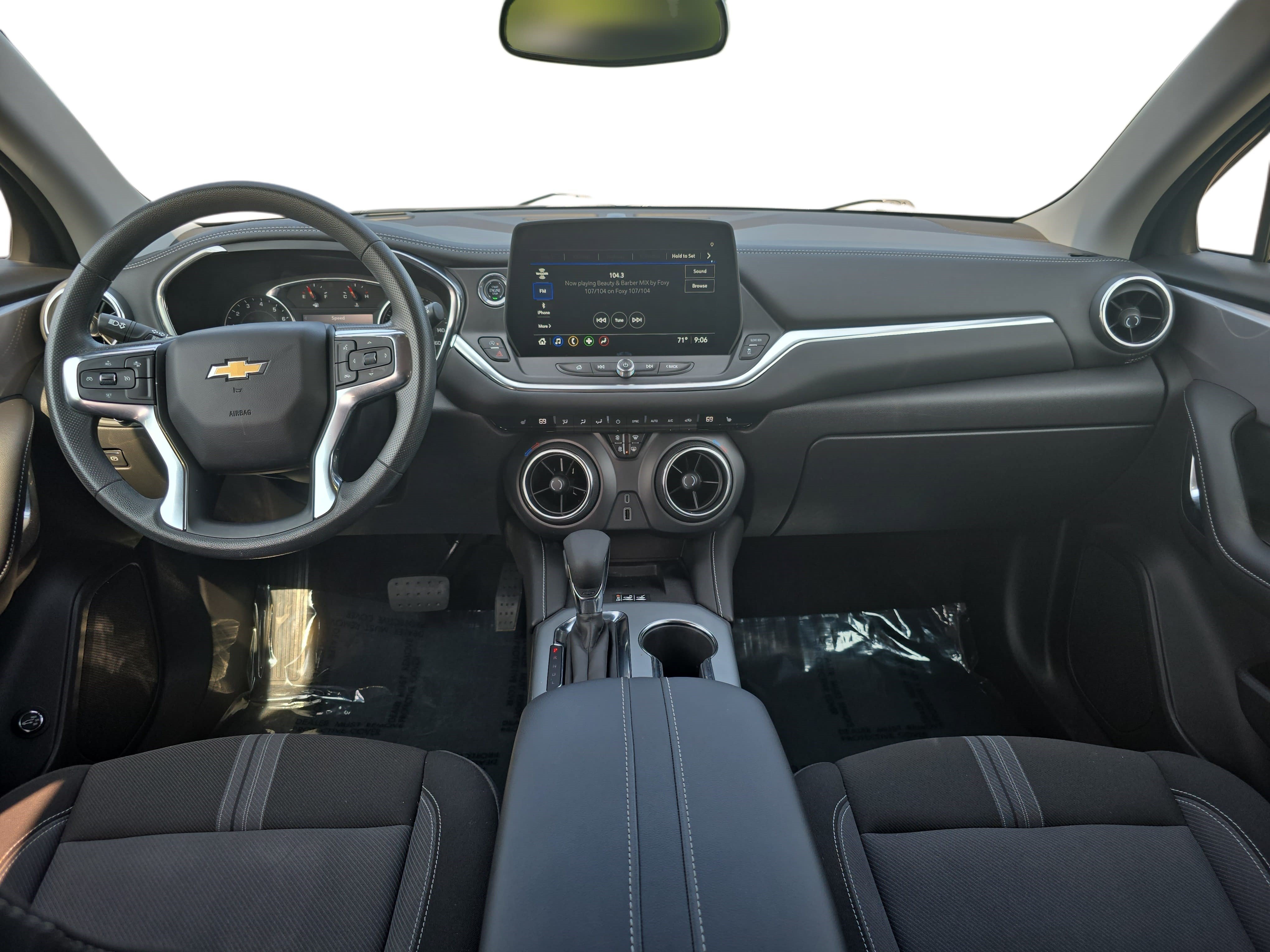 Used 2024 Chevrolet Blazer LT w/ Convenience Package FWD image 9
