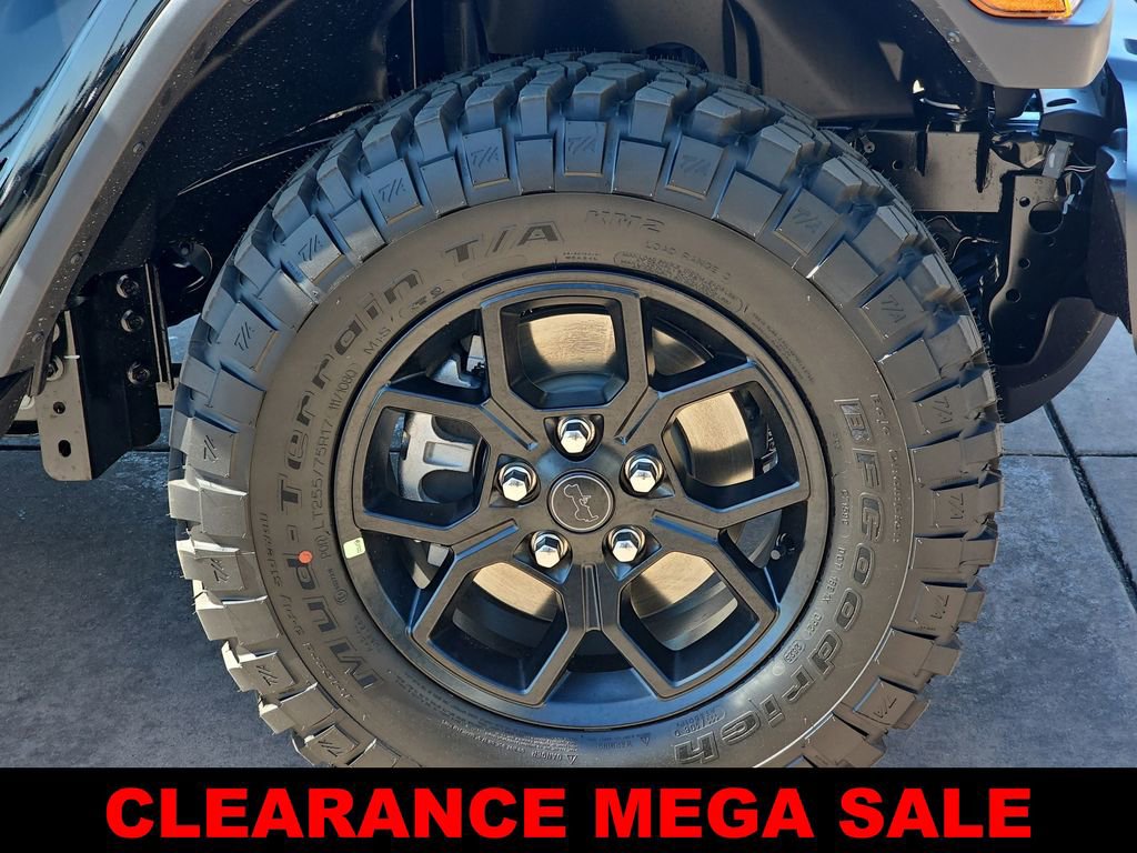 New 2025 Jeep Gladiator Willys image 37