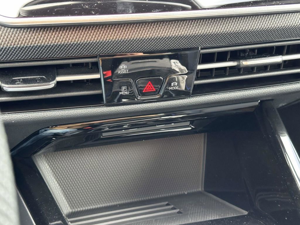 New 2026 Volkswagen Golf image 24